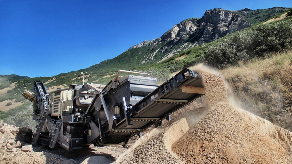 Lokotrack LT1213S 1.jpg